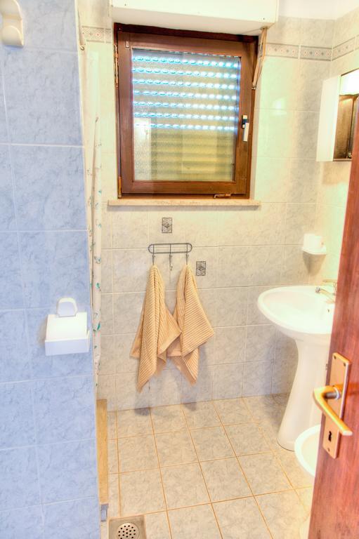 Apartment Tijano Krnica Exterior foto