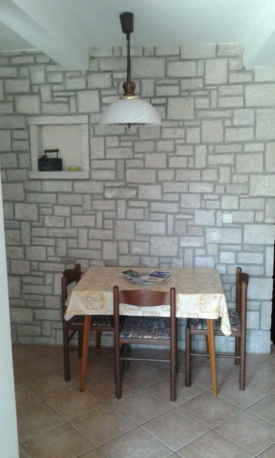 Apartment Tijano Krnica Exterior foto